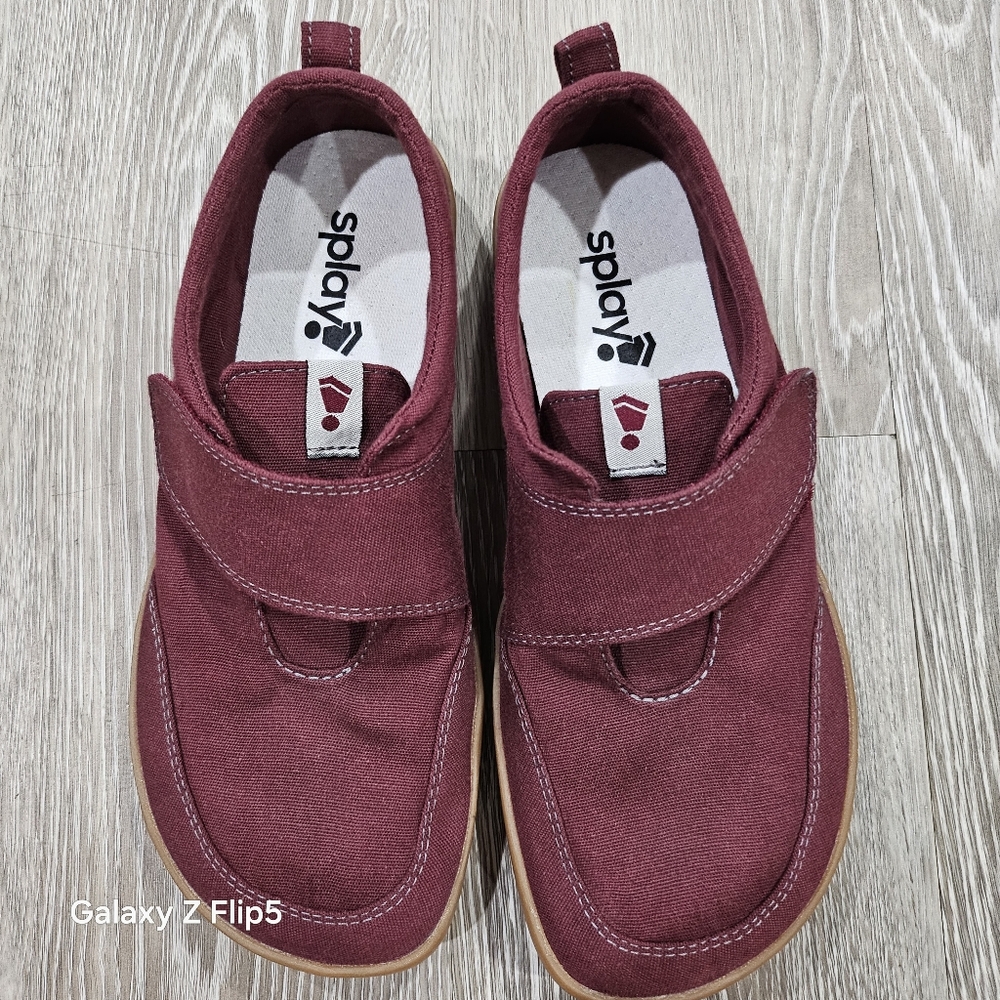Women’s Casual Velcro Canvas Slip-On Shoe - Burgundy - Picture 3 of 10